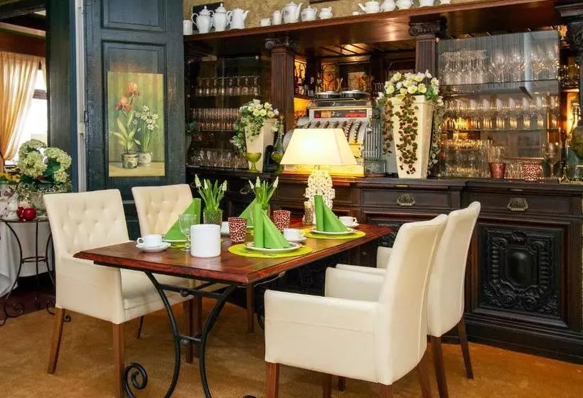 Schifferkrug Hotel & Weinstube