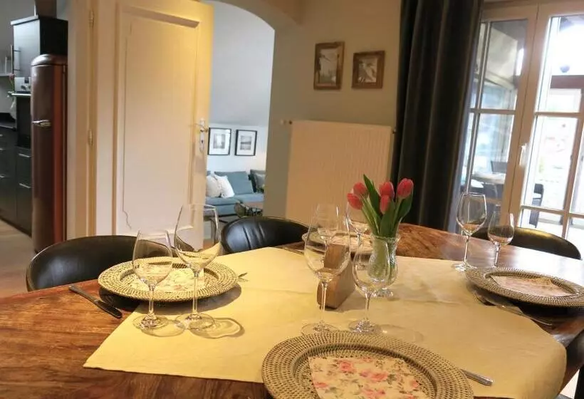 Alpenhof Garnihotel & Ferienwohnungen