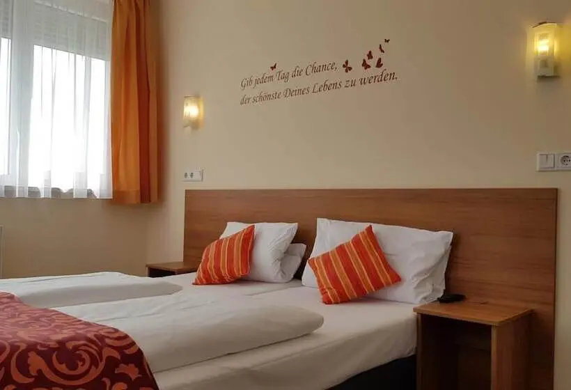 Dream Inn Hotel Regensburg Ost