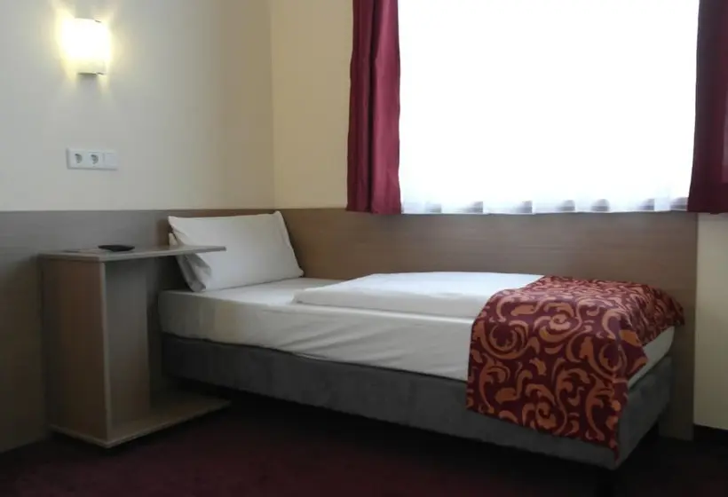Dream Inn Hotel Regensburg Ost