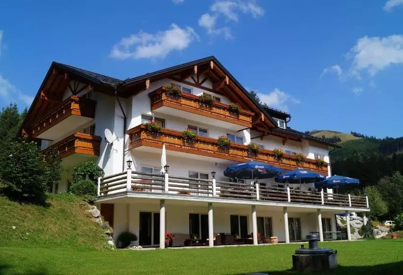 Hotelli Alpenhof Reuterwanne