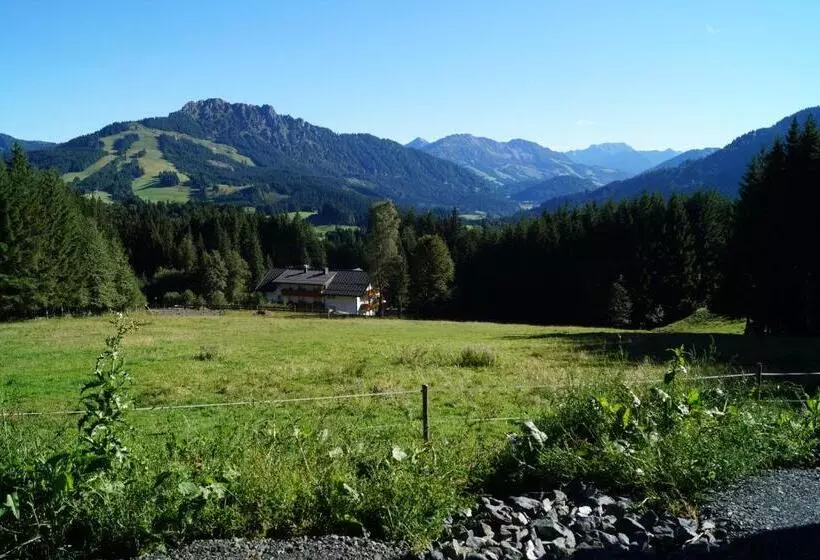 Hotelli Alpenhof Reuterwanne