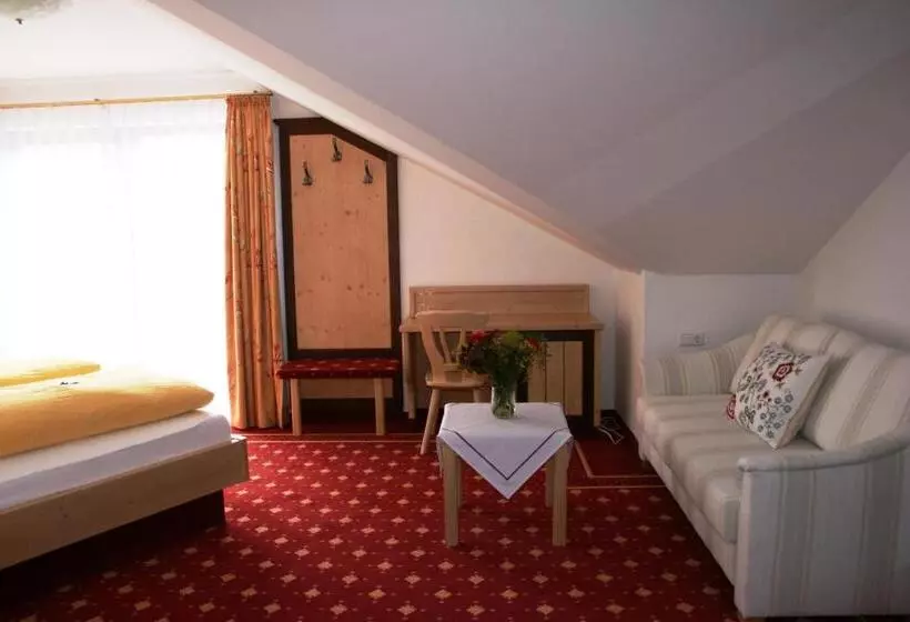 Hotelli Alpenhof Reuterwanne