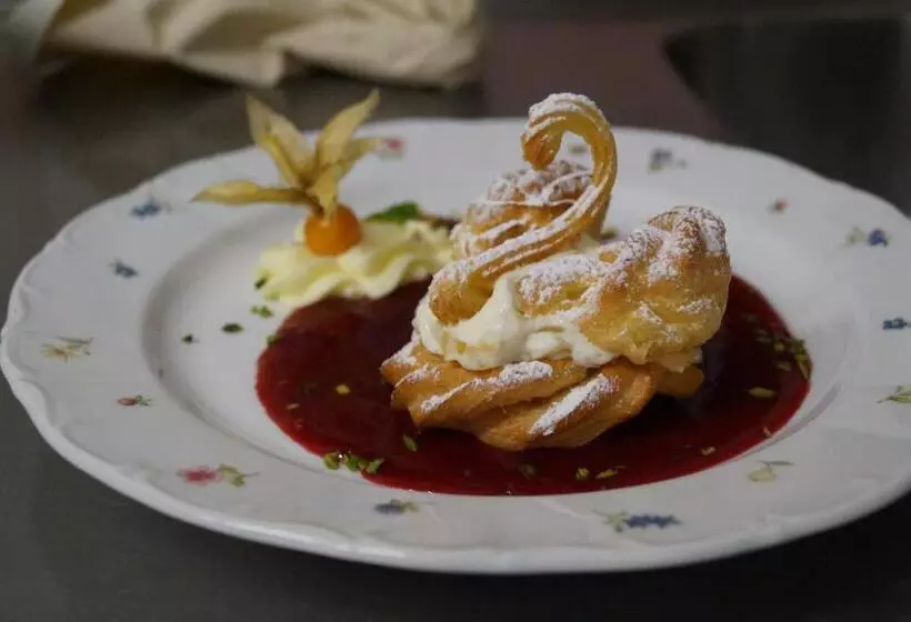 Hotelli Alpenhof Reuterwanne
