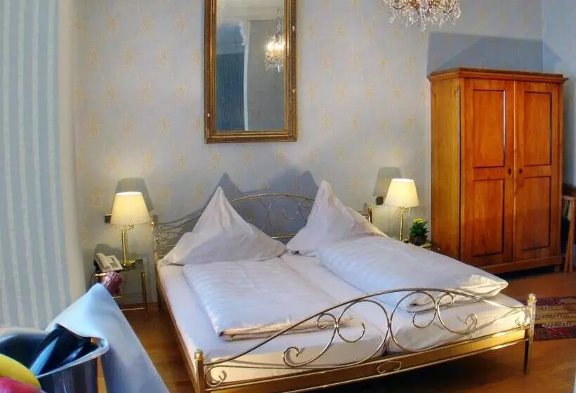 בית מלון כפרי Der Platengarten