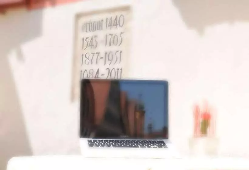 酒店 Deutsches Haus