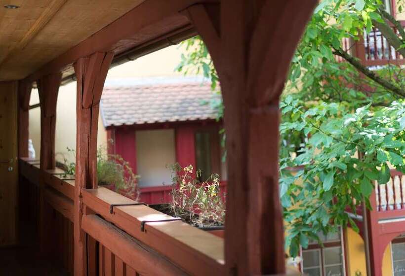 호텔 Deutsches Haus