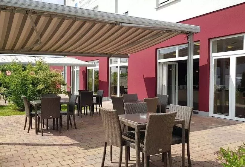 Dream Inn Hotel Regensburg Ost