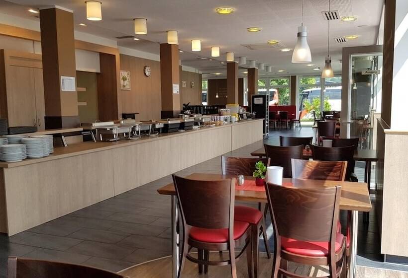 Dream Inn Hotel Regensburg Ost