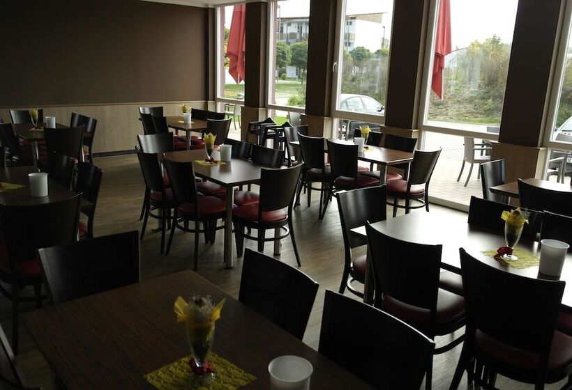 Dream Inn Hotel Regensburg Ost