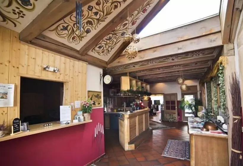 Отель Gasthof Zur Linde