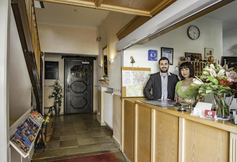 Hotelli Gautinger Hof