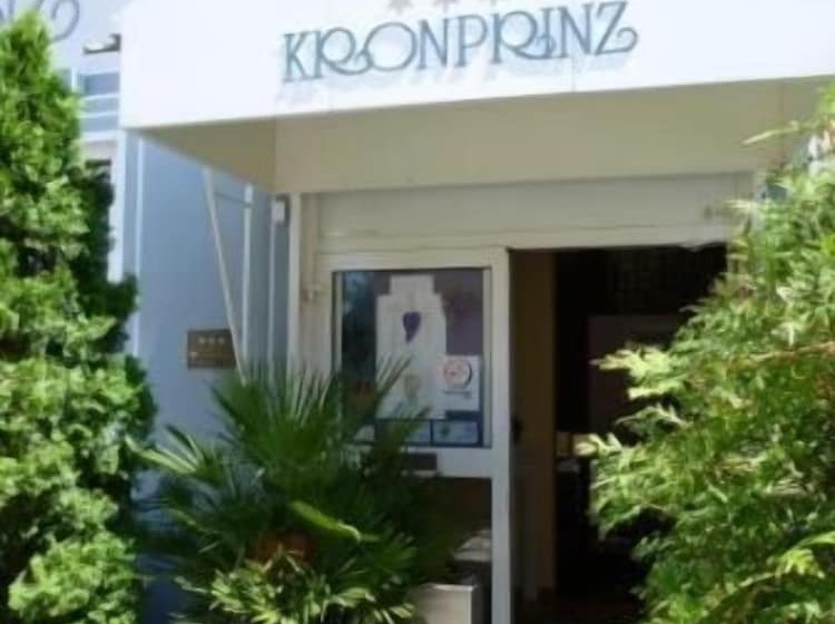 Отель Kronprinz