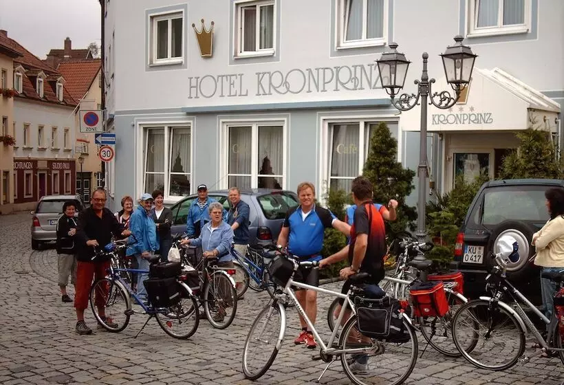 Отель Kronprinz