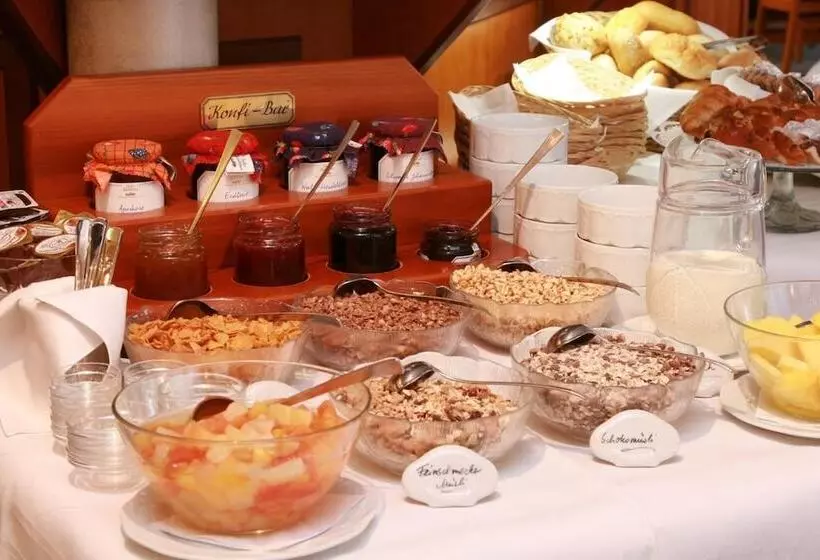 Отель Kronprinz