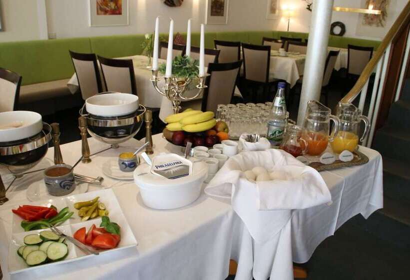 Отель Kronprinz