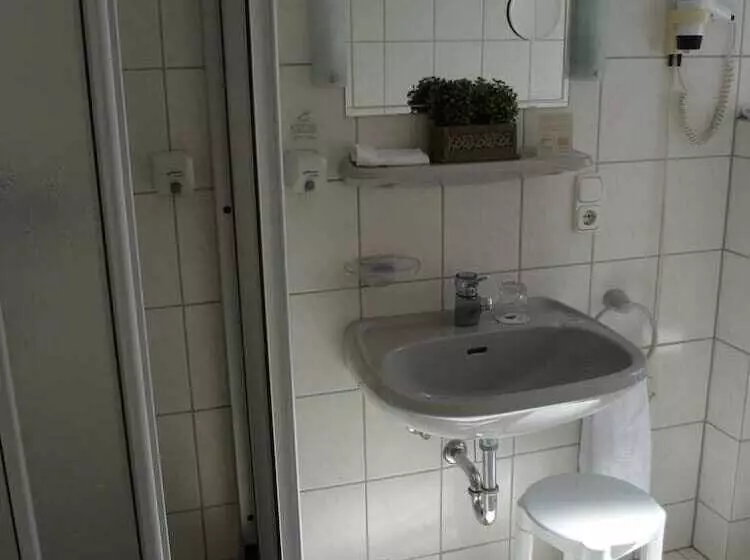 Отель Kronprinz