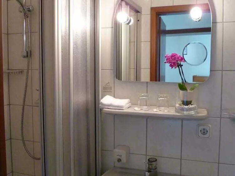 Отель Kronprinz