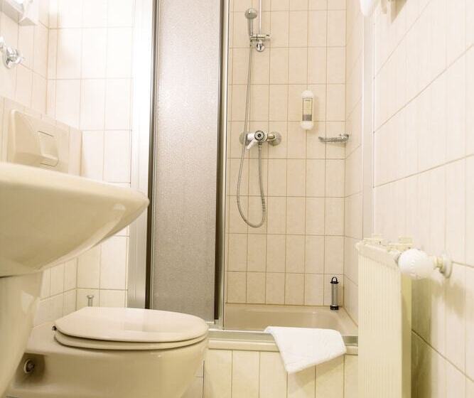 Отель Kurparkblick