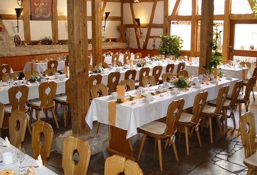 Отель Landhaus Zum Falken