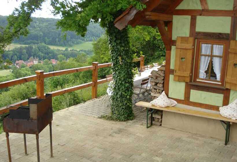 Отель Landhaus Zum Falken