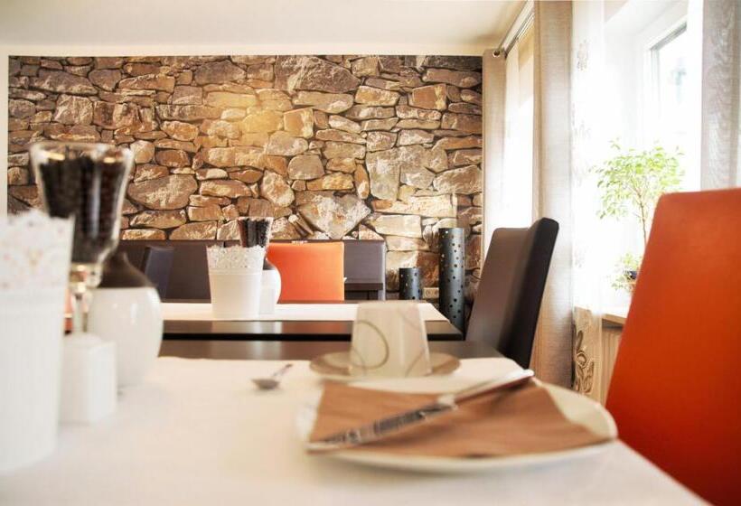 Отель Park Ambiente Friedberg