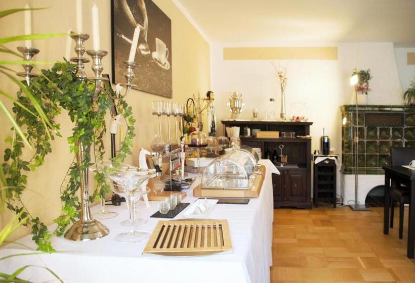 Отель Park Ambiente Friedberg