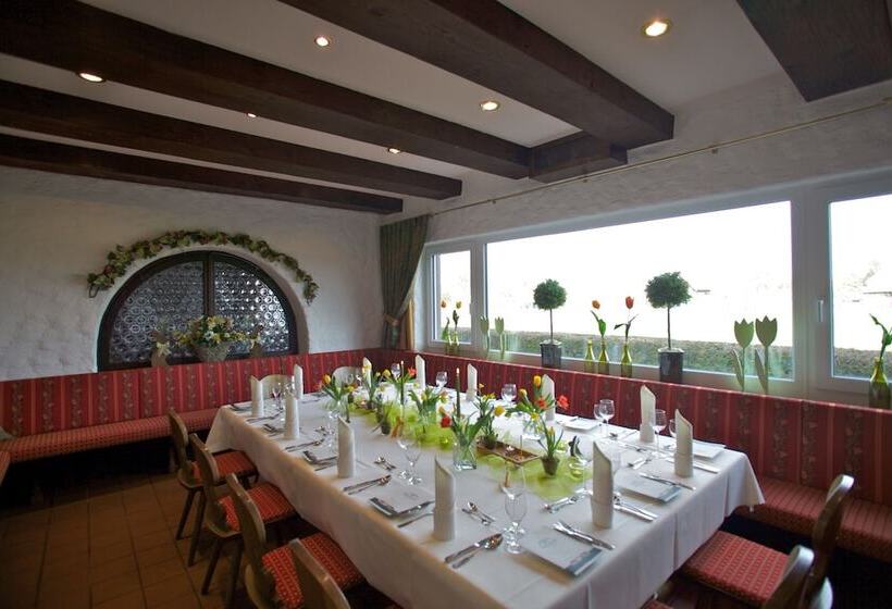 ホテル & Restaurant Dornweiler Hof