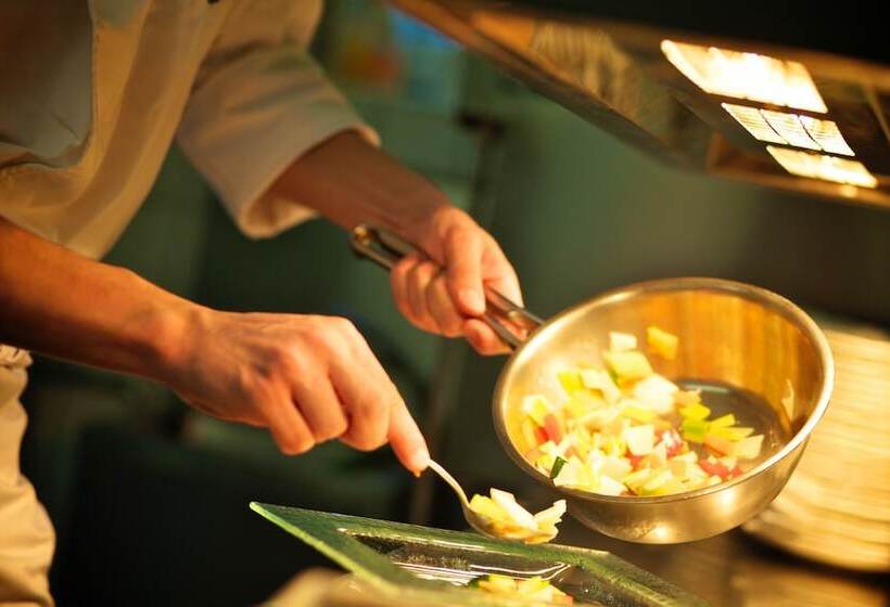 ホテル & Restaurant Dornweiler Hof