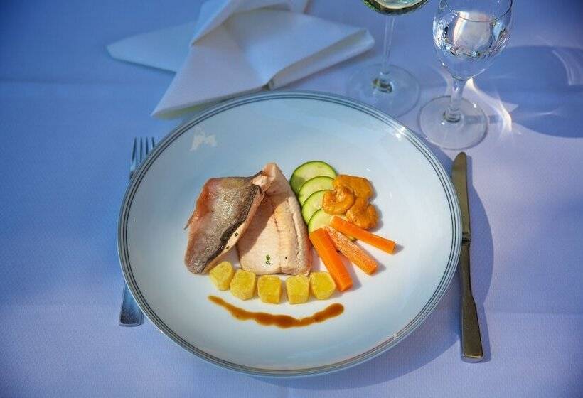 ホテル & Restaurant Dornweiler Hof