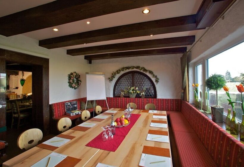 ホテル & Restaurant Dornweiler Hof