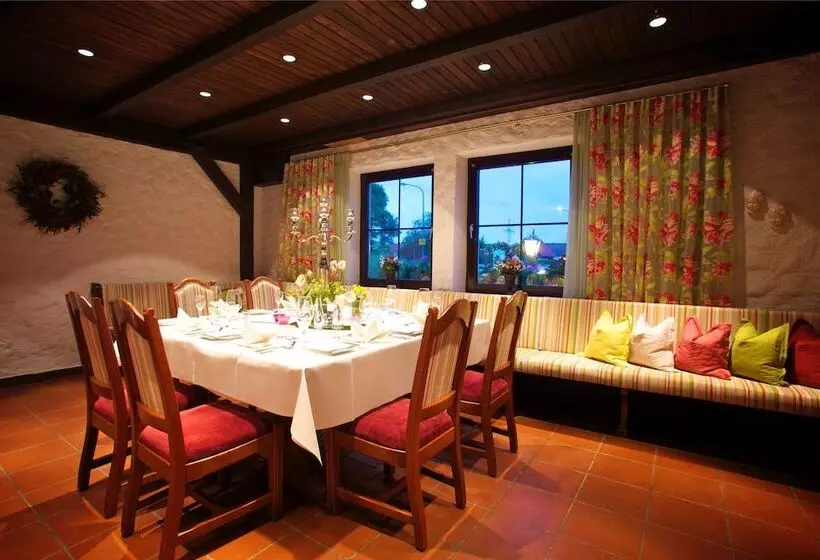 Отель & Restaurant Dornweiler Hof