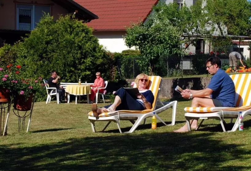 Отель Schloessmann Garni