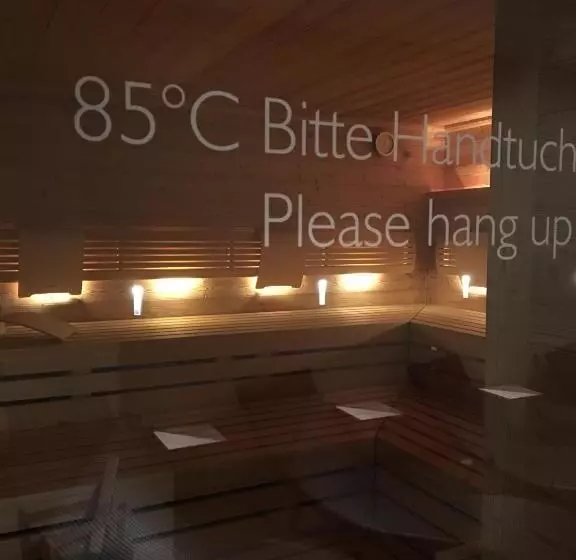 Отель Straubs Schone Aussicht