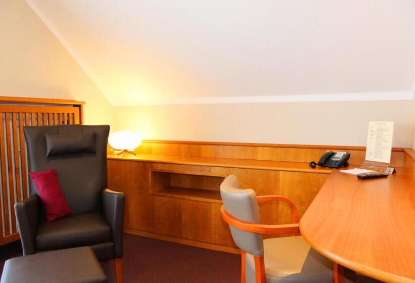 Отель Straubs Schone Aussicht