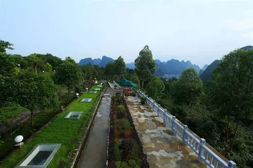Yangshuo Dongling Resort