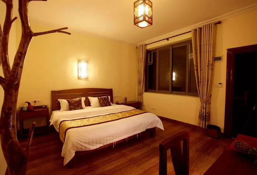 Yangshuo Dongling Resort