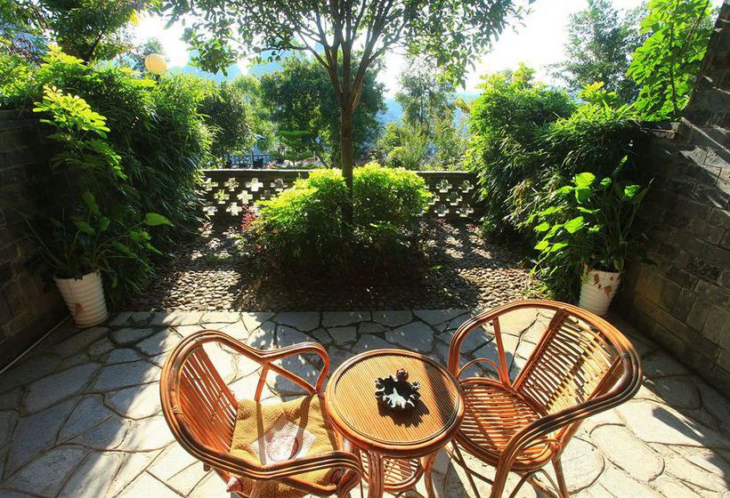 Yangshuo Dongling Resort