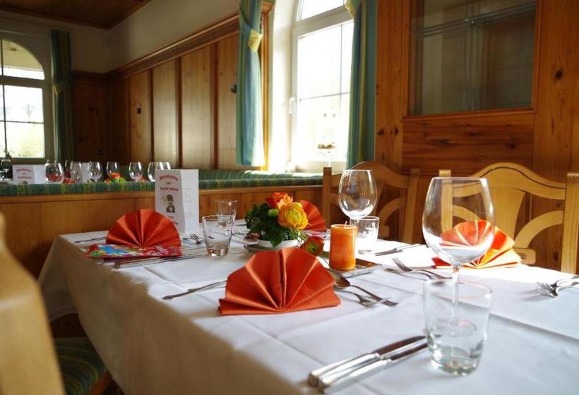Hotel Und Restaurant Grüner Hahn