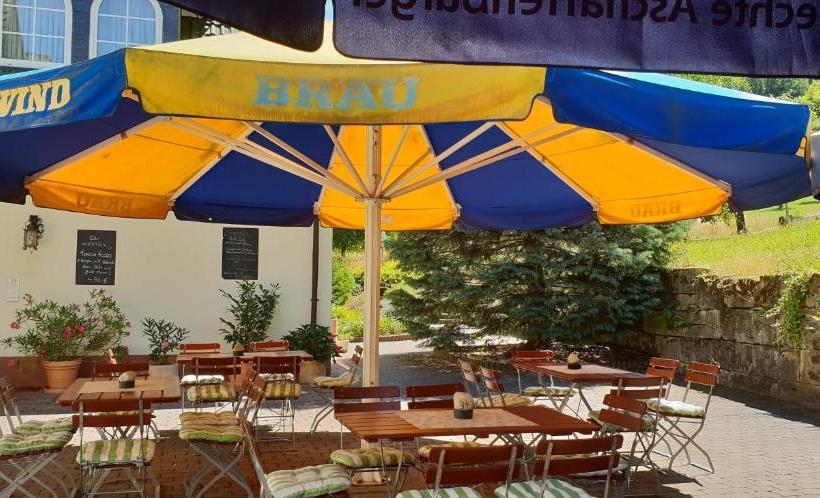 Hotel Und Restaurant Grüner Hahn