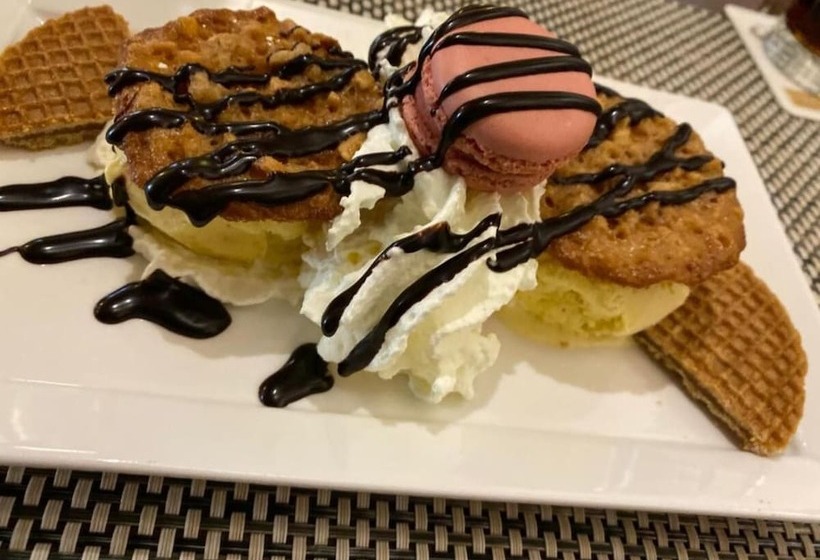 Отель Restaurant Zum Holländer Hof