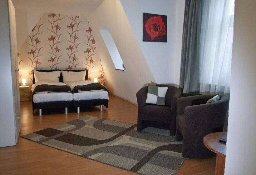 Отель Restaurant Zum Holländer Hof