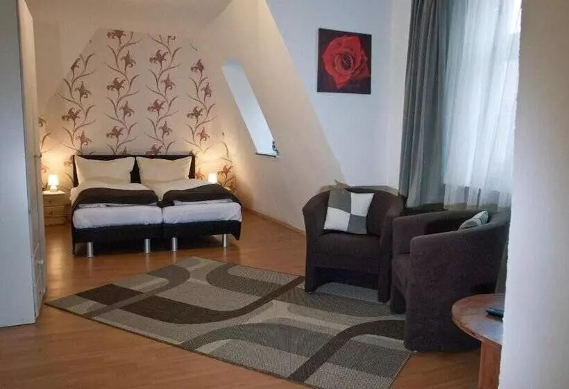 ホテル Restaurant Zum Holländer Hof