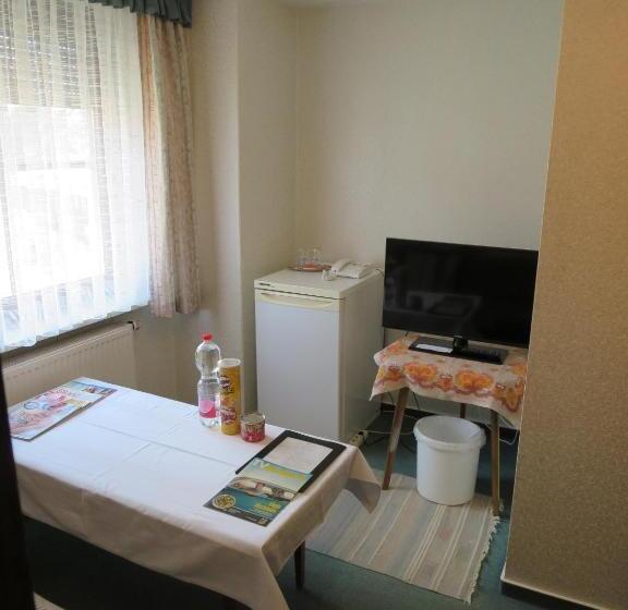 膳宿费 Der Gasthof In Alfdorf