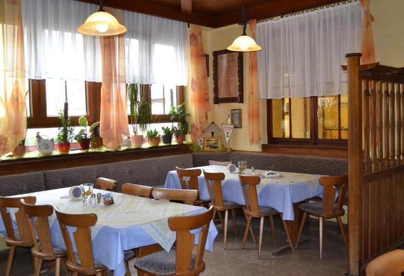 פנסיון Landgasthof Hock