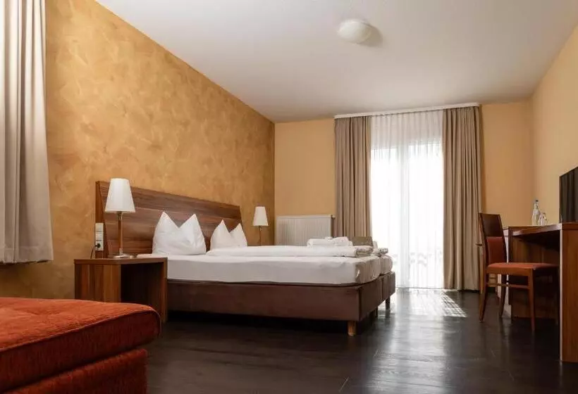 Пансион Landgasthof Zum Kaffelstein