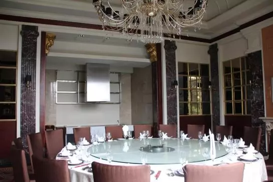 בית מלון כפרי Grand Oriental