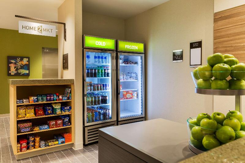 בית מלון כפרי Home2 Suites By Hilton West Edmonton, Alberta, Canada