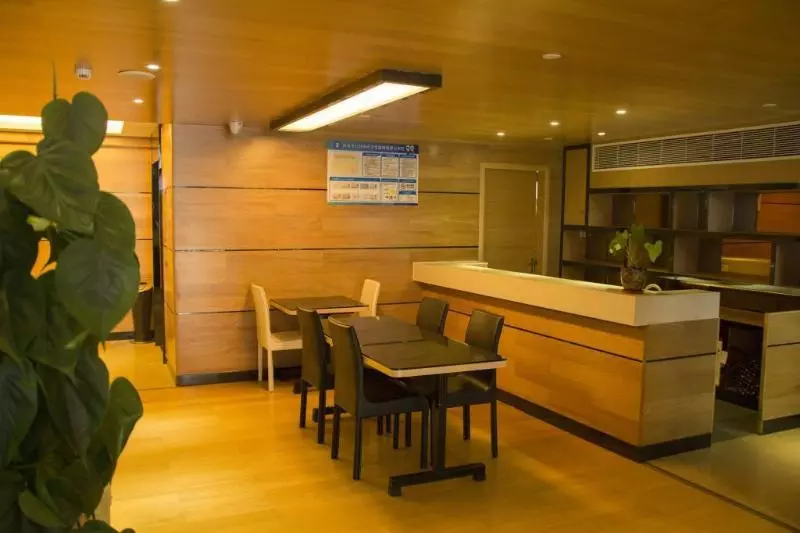 Lavande Hotel Zhuhai Gongbei Port Square