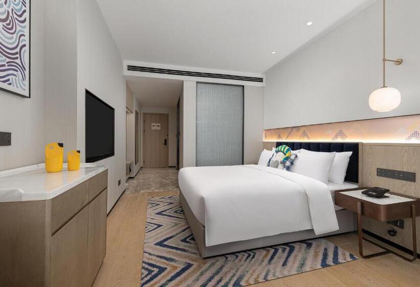 Отель Voco Lianyungang Haizhou Bay By Ihg